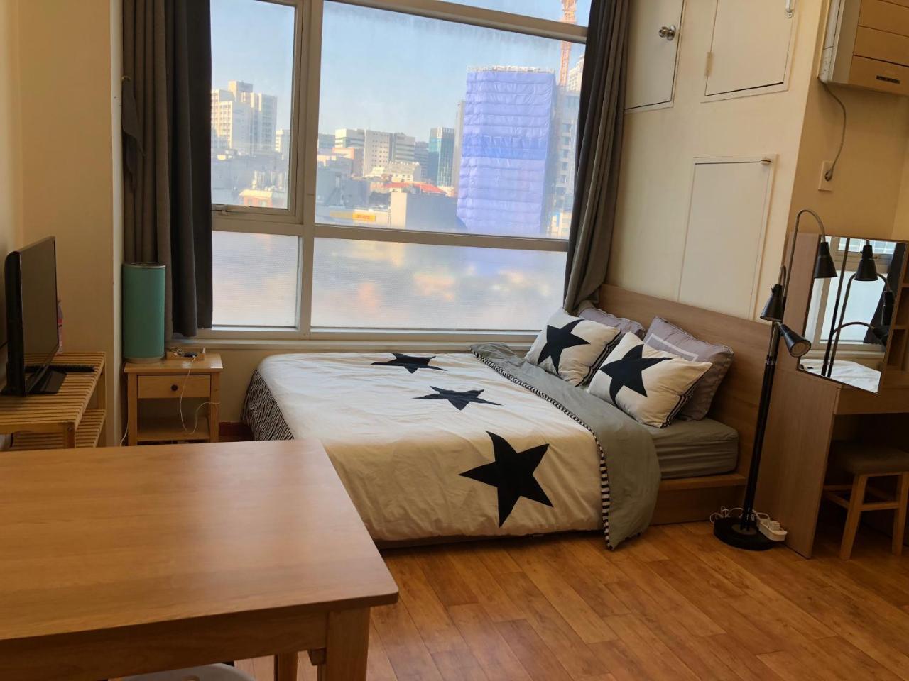 Dandelion House 5 Apartment Seoul Bagian luar foto